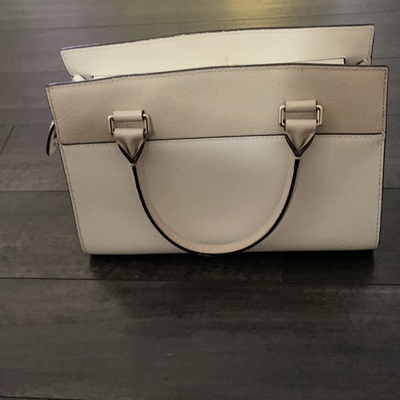Kate spade medium tote/ crossbody - Picture 2 of 2